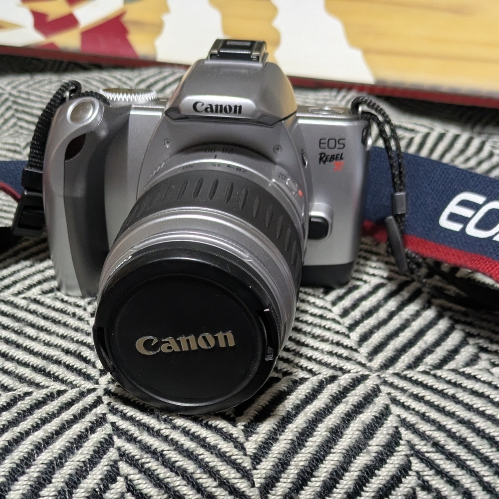 Canon EOS Rebel Ti 35mm Film Camera + 28-90mm Lens Bundle